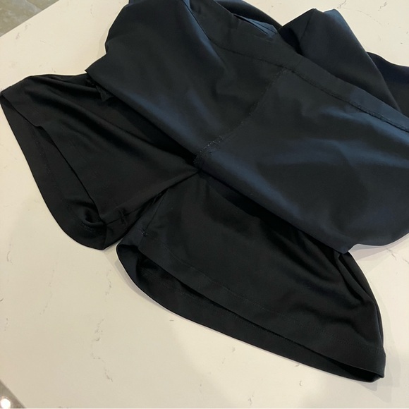 Izod Black Golf Skirt Skort With Shorts Underneath Women's Size 12 - Picture 14 of 16